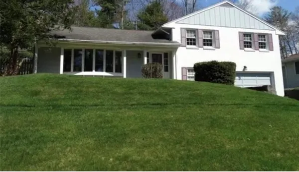 $2,700 | 2437 Rhonda Drive, Vestal, NY 13850