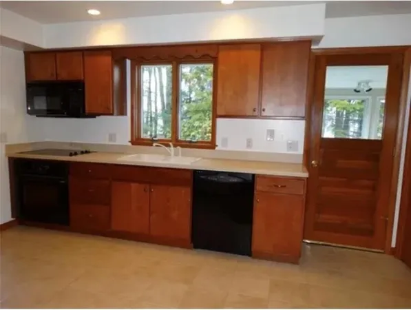 $2,700 | 2437 Rhonda Drive, Vestal, NY 13850