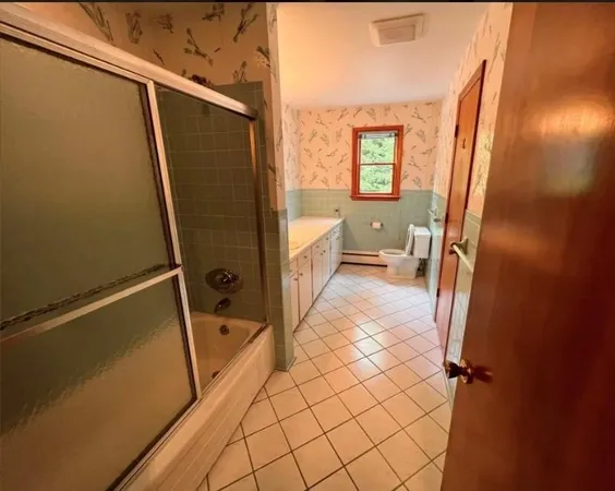 $2,700 | 2437 Rhonda Drive, Vestal, NY 13850