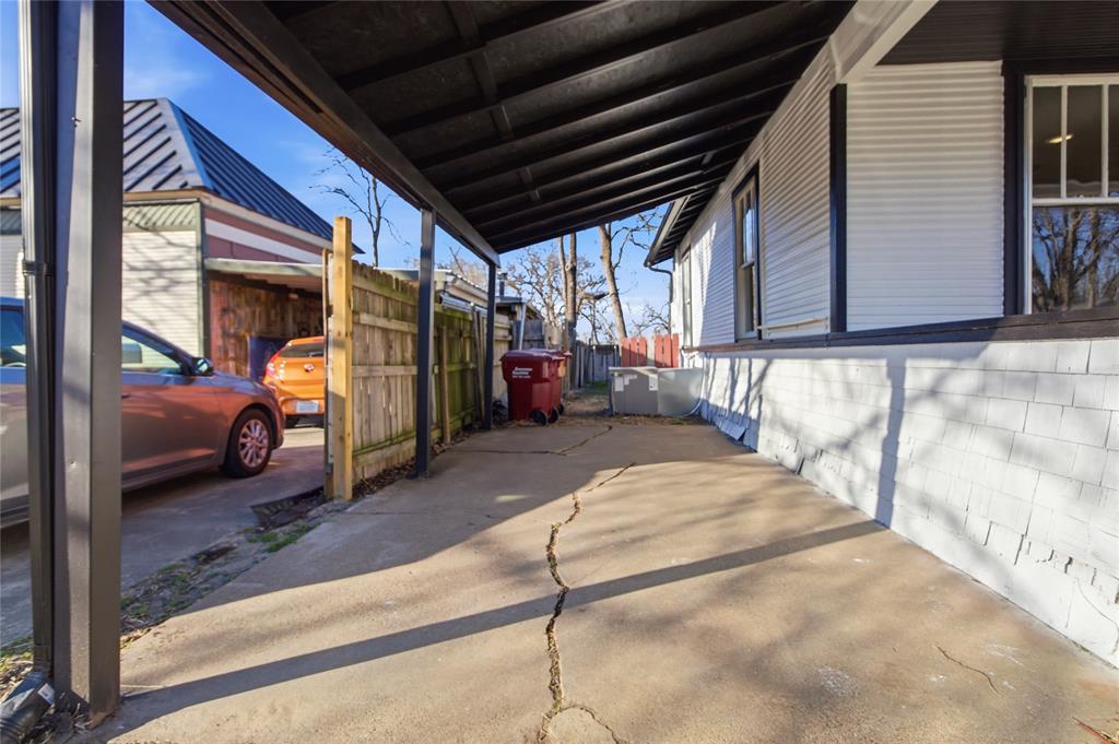 215 East 12th Street Bonham, TX 75418 - Photo 21 of 24