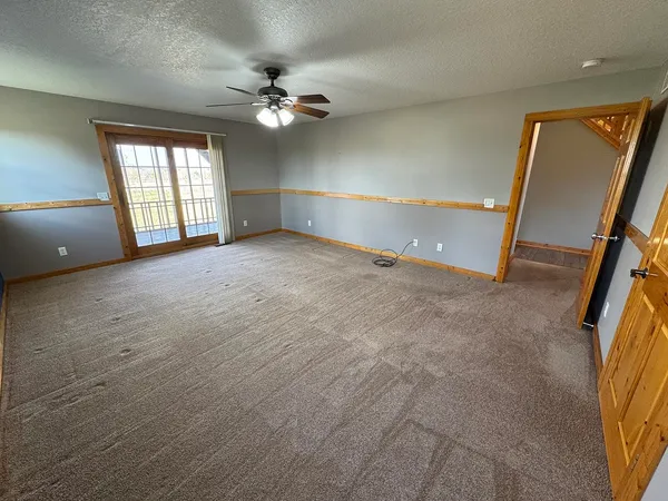$450,000 | 7876 Hickory Grove Road, Savanna, IL 61074