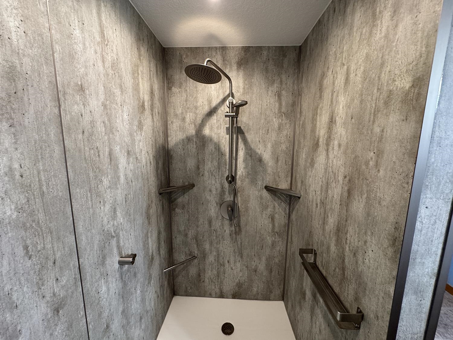 7876 Hickory Grove Road Savanna, IL 61074 - Photo 33 of 67 a bathroom with a shower