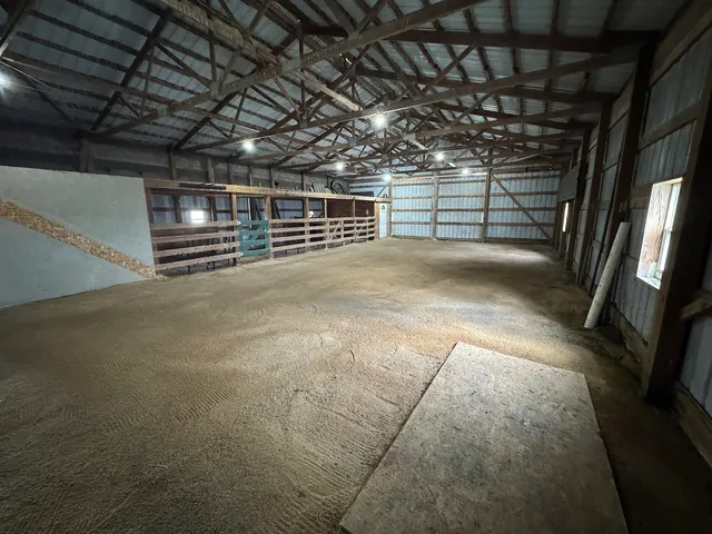 $479,900 | 7876 Hickory Grove Road, Savanna, IL 61074