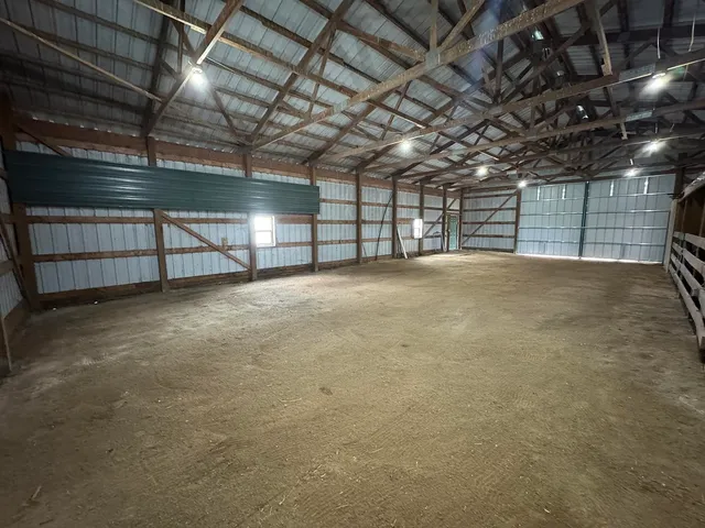 $479,900 | 7876 Hickory Grove Road, Savanna, IL 61074