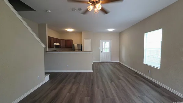 $1,400 | 8611 Kingsbury View, Unit 1, San Antonio, TX 78240