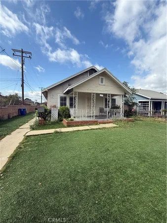 $1,999,000 | 1135 West 95th Street, Los Angeles, CA 90044