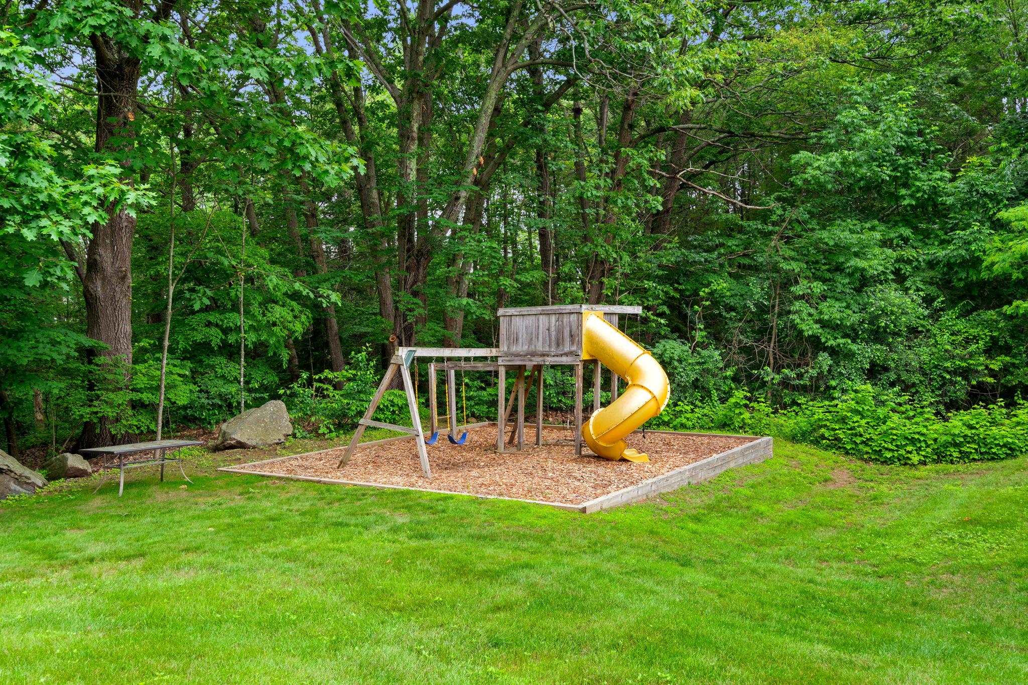 56 Durham Road, Unit 62 Dover, NH 03820 - Photo 35 of 36