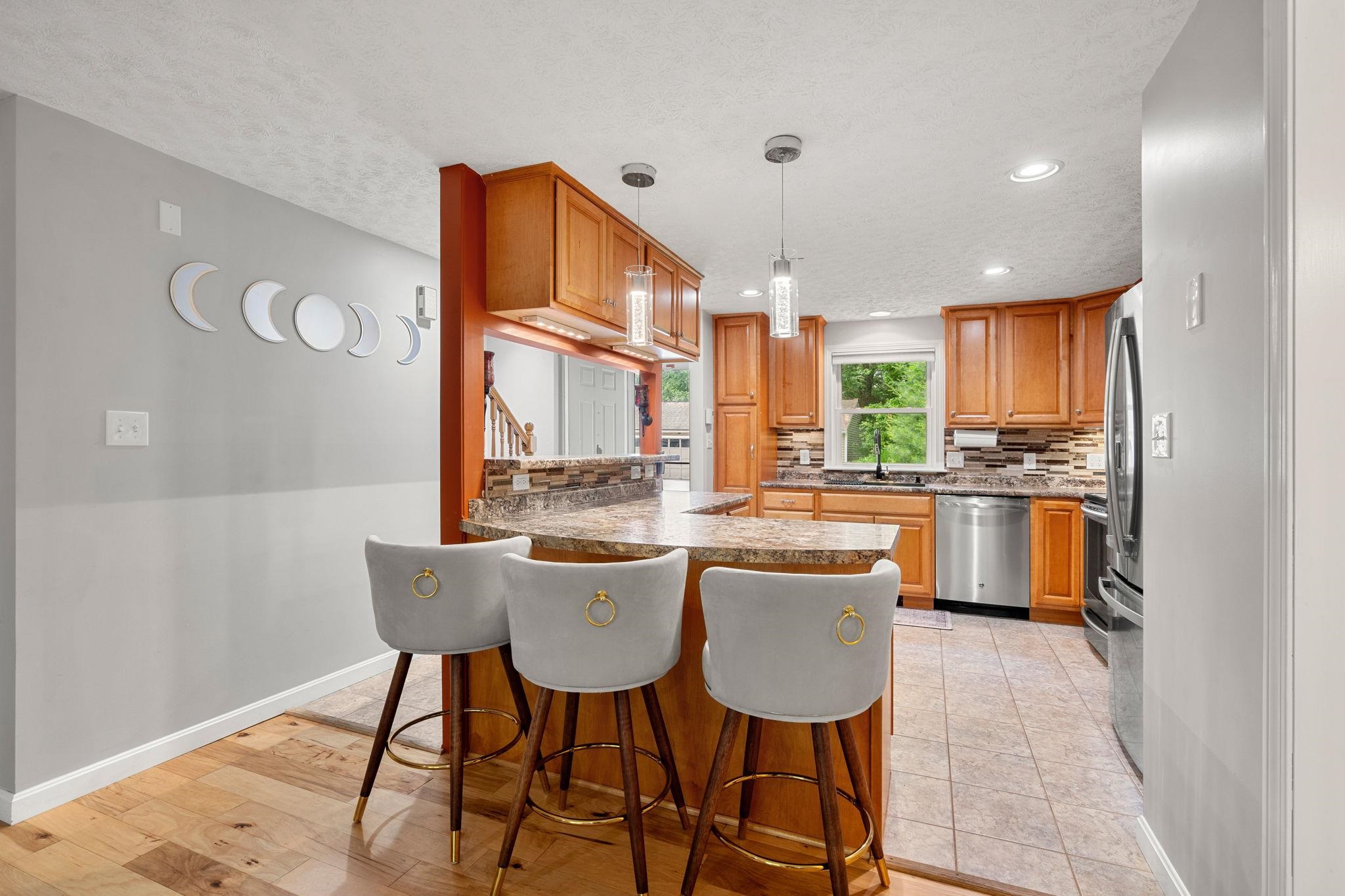 56 Durham Road, Unit 62 Dover, NH 03820 - Photo 10 of 36