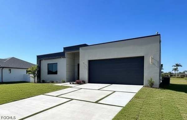 $385,000 | 3544 Northwest 41st Place, Cape Coral, FL 33993