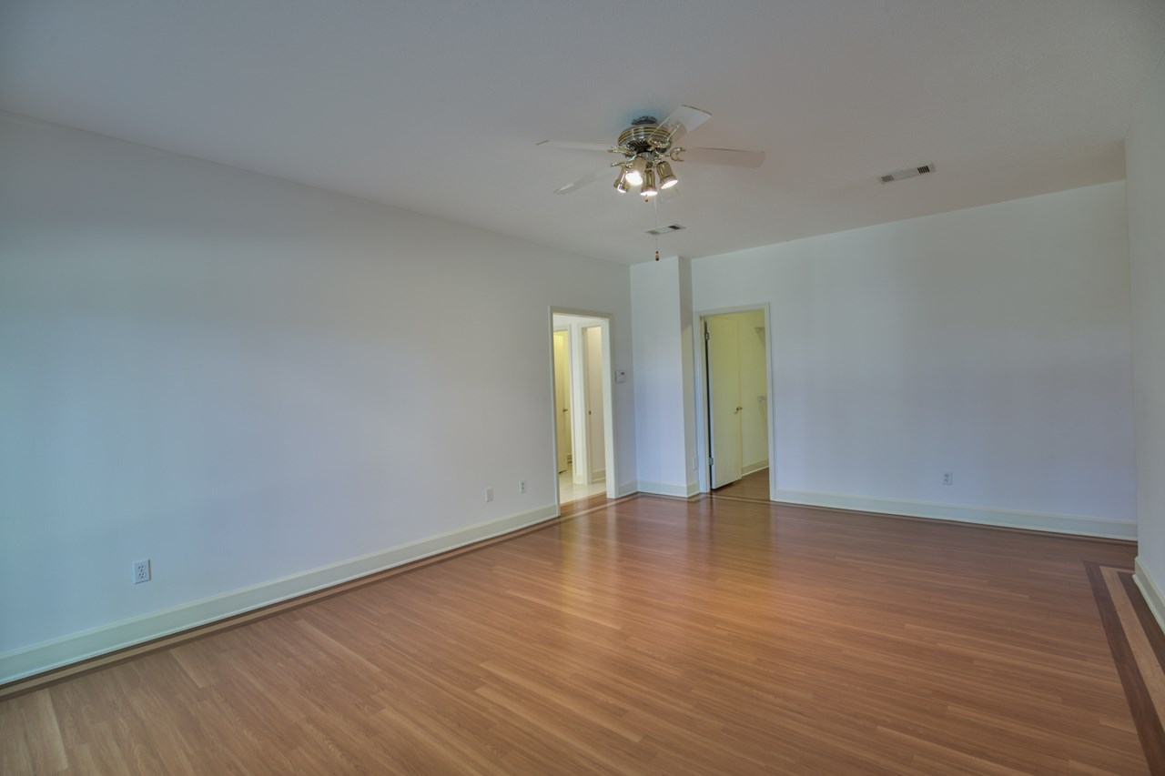 10943 Luna Point Road Tallahassee, FL 32312 - Photo 21 of 36 Gallery Image 21