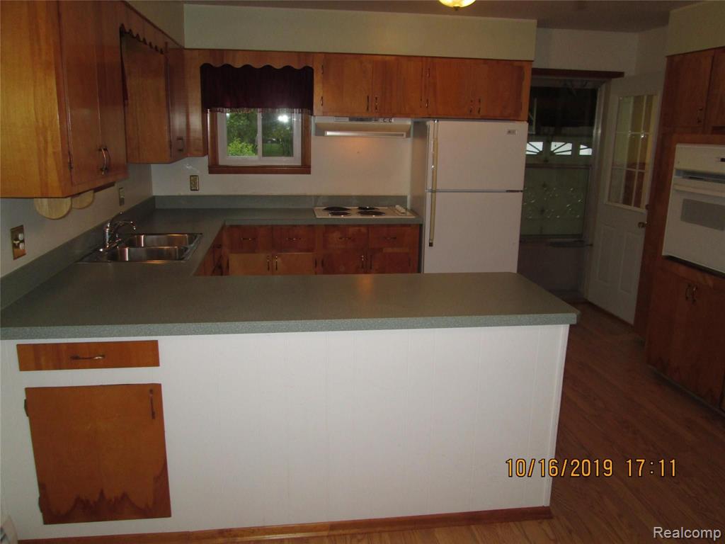 2485 Michigan Road Port Huron, MI 48060 - Photo 21 of 46