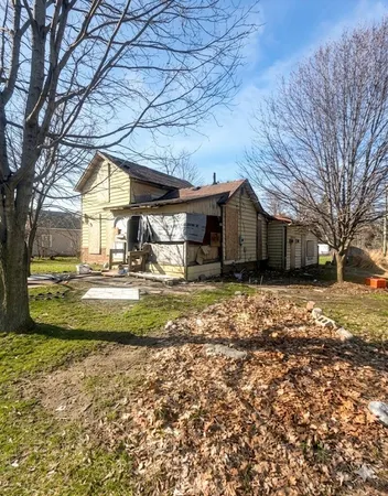 $30,000 | 17806 East State Street, Vandalia, MI 49095