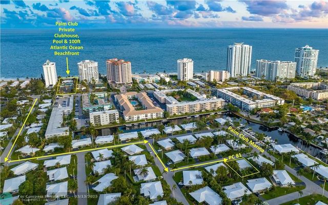 a view of a livingroom with furniture