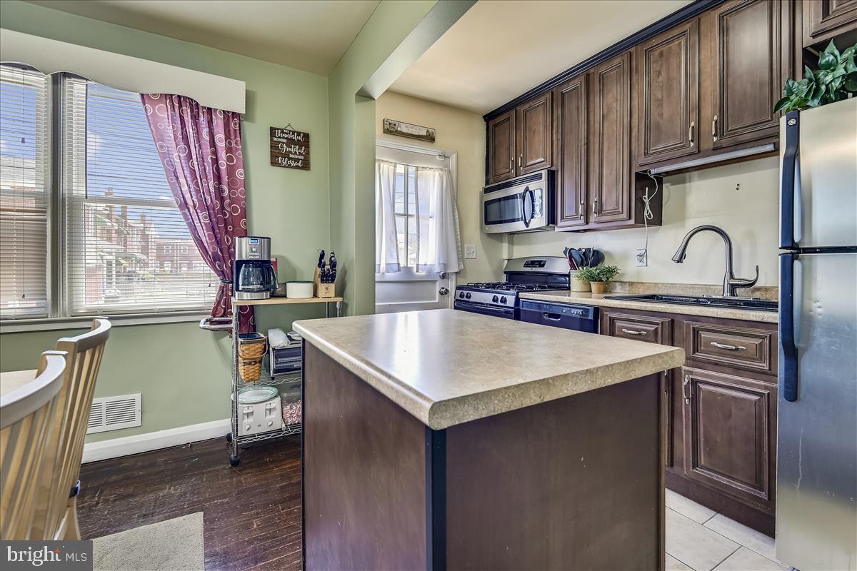 6921 Broening Road Baltimore, MD 21222 - Photo 11 of 45