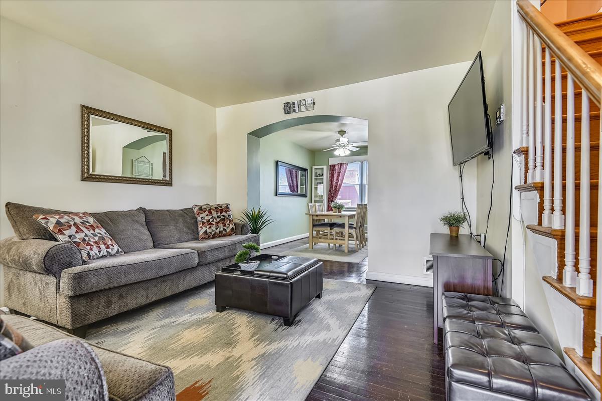 6921 Broening Road Baltimore, MD 21222 - Photo 7 of 45