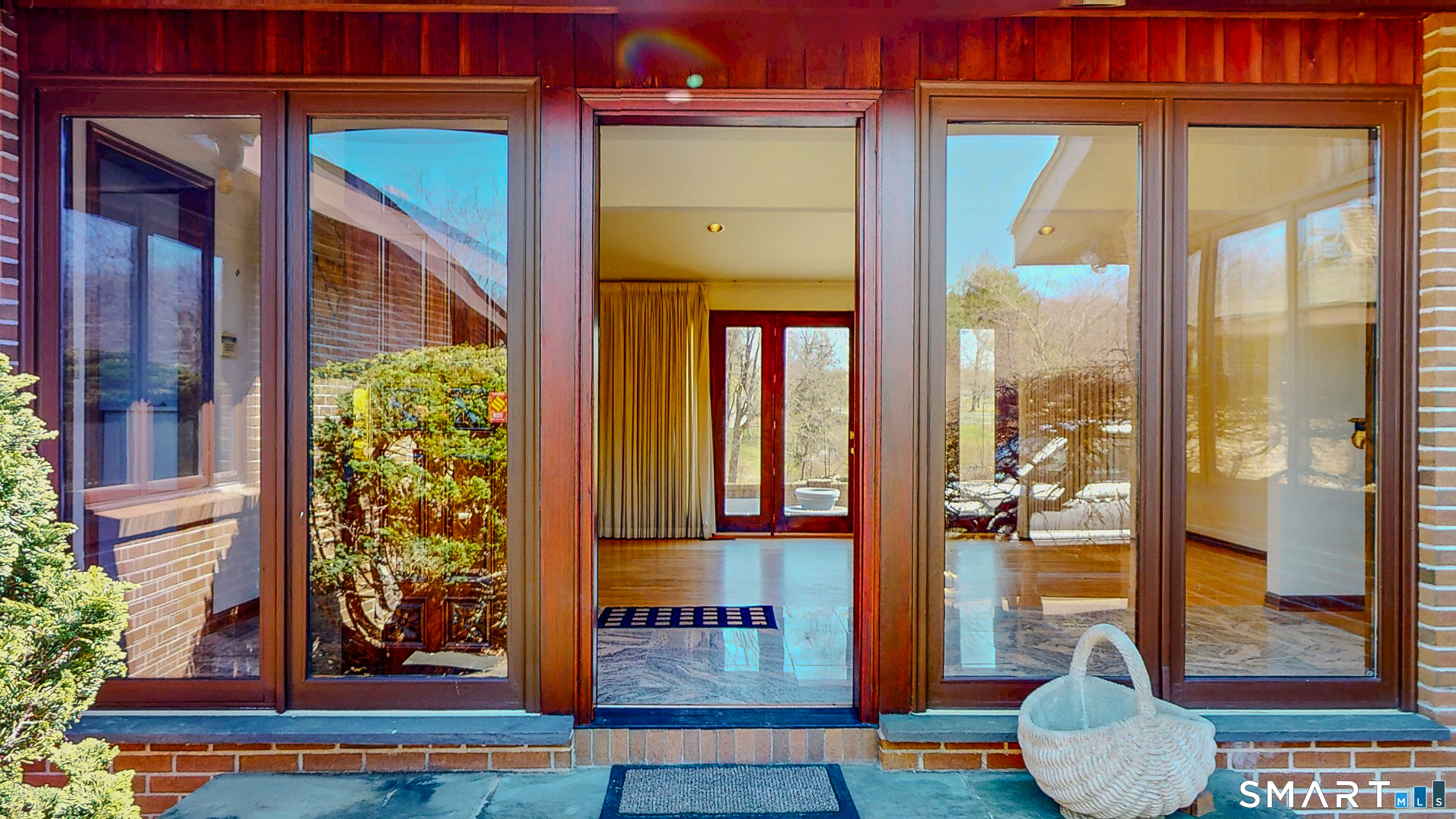 19 Marchant Road Redding, CT 06896 - Photo 5 of 39