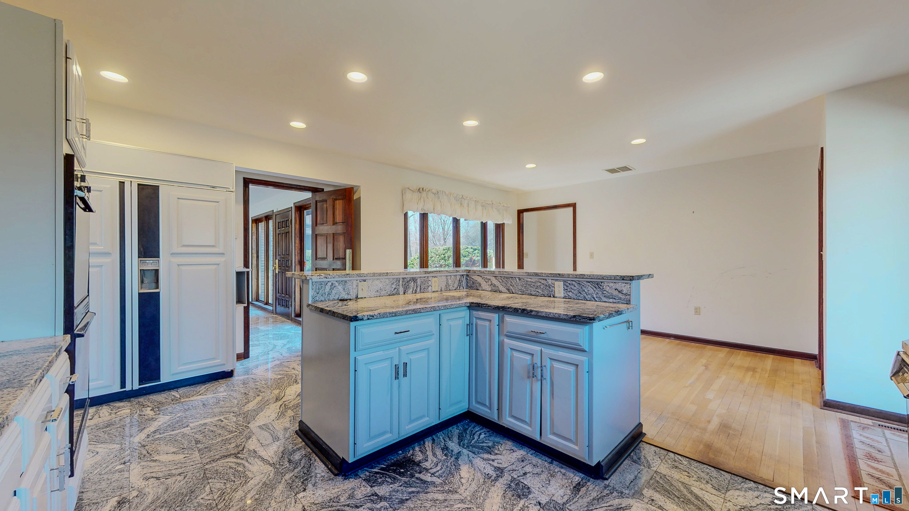 19 Marchant Road Redding, CT 06896 - Photo 8 of 39