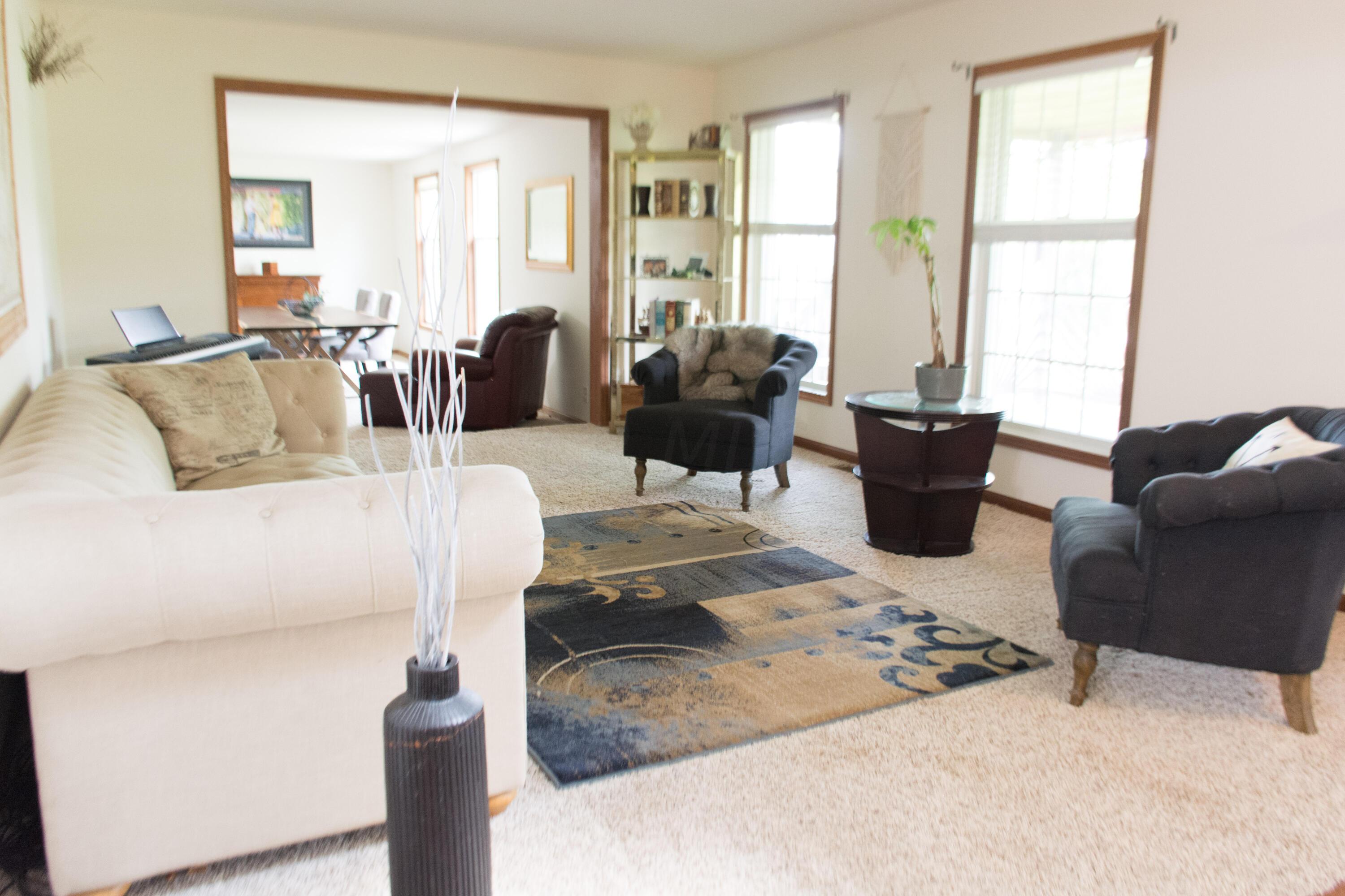 41795 Sand Ridge Road Albany, OH 45710 - Photo 5 of 36 Living Room