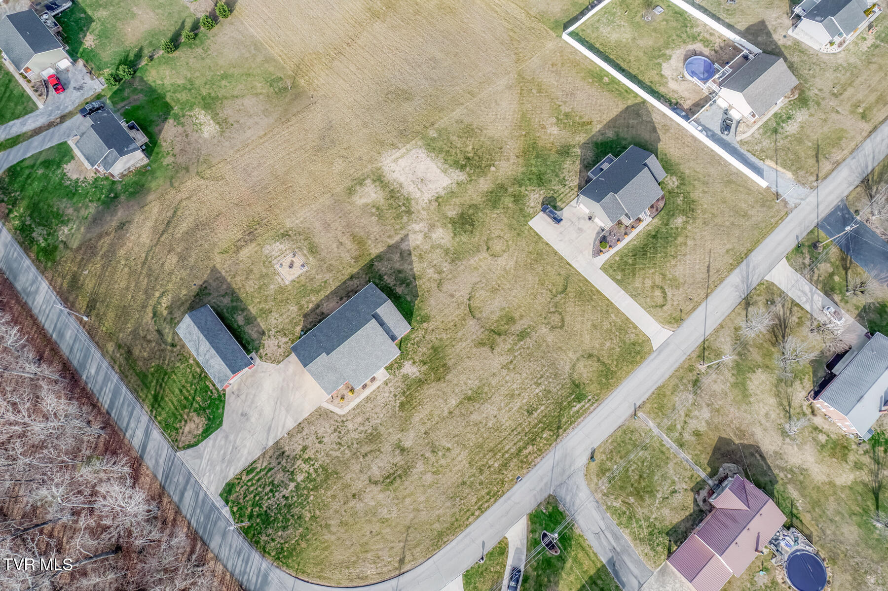 210 Raders Sidetrack Road Greeneville, TN 37743 - Photo 59 of 70 210 Raders Sidetrack Rd-60