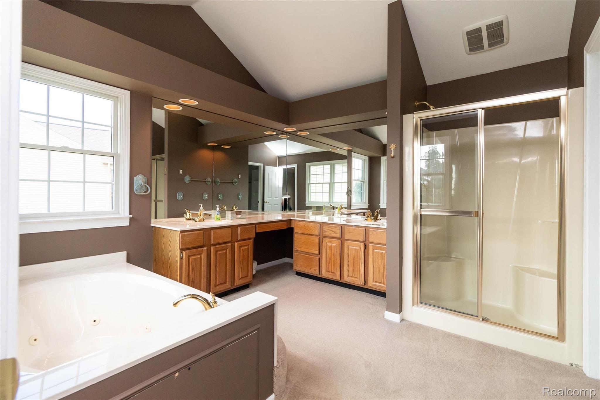 2399 Pleasant View Drive Rochester, MI 48306 - Photo 30 of 57 35.jpg