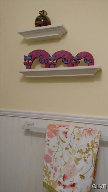 109 Cedar Road Hellertown, PA 18055 - Photo 35 of 43 Gallery Image 35