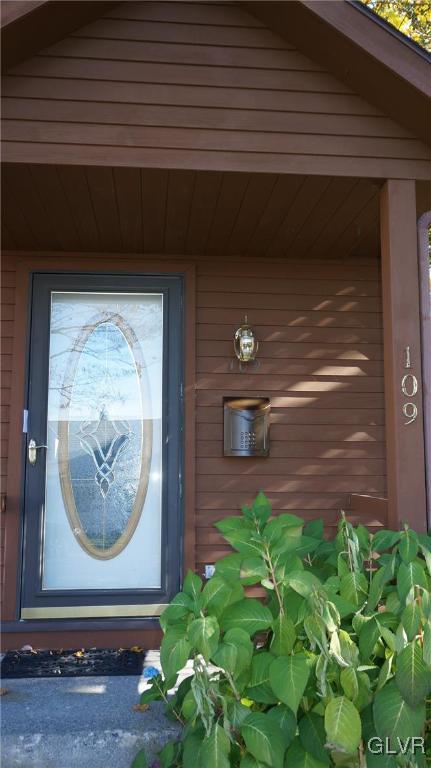 109 Cedar Road Hellertown, PA 18055 - Photo 6 of 43 Gallery Image 6