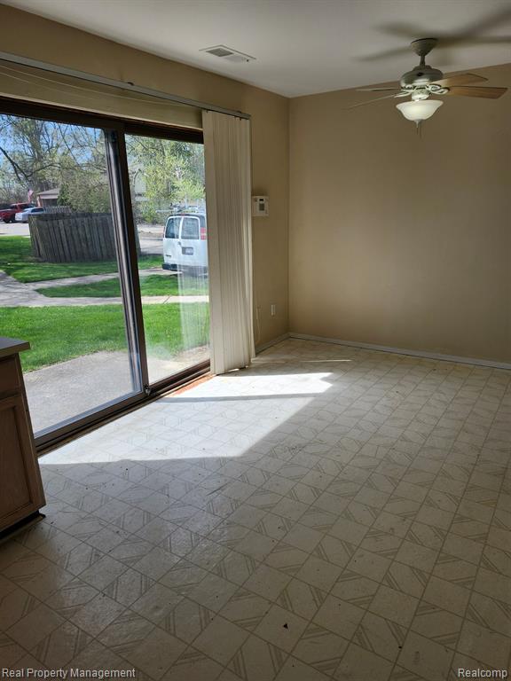 23560 Lahser Road Southfield, MI 48033 - Photo 7 of 19