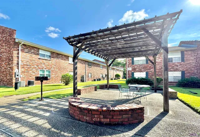 $1,200 | Undisclosed Address, Baton Rouge, LA 70806