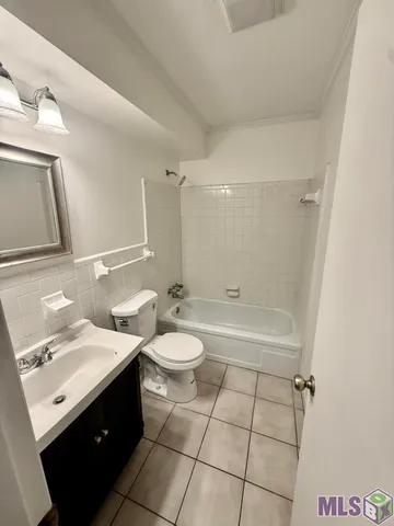 $1,200 | Undisclosed Address, Baton Rouge, LA 70806