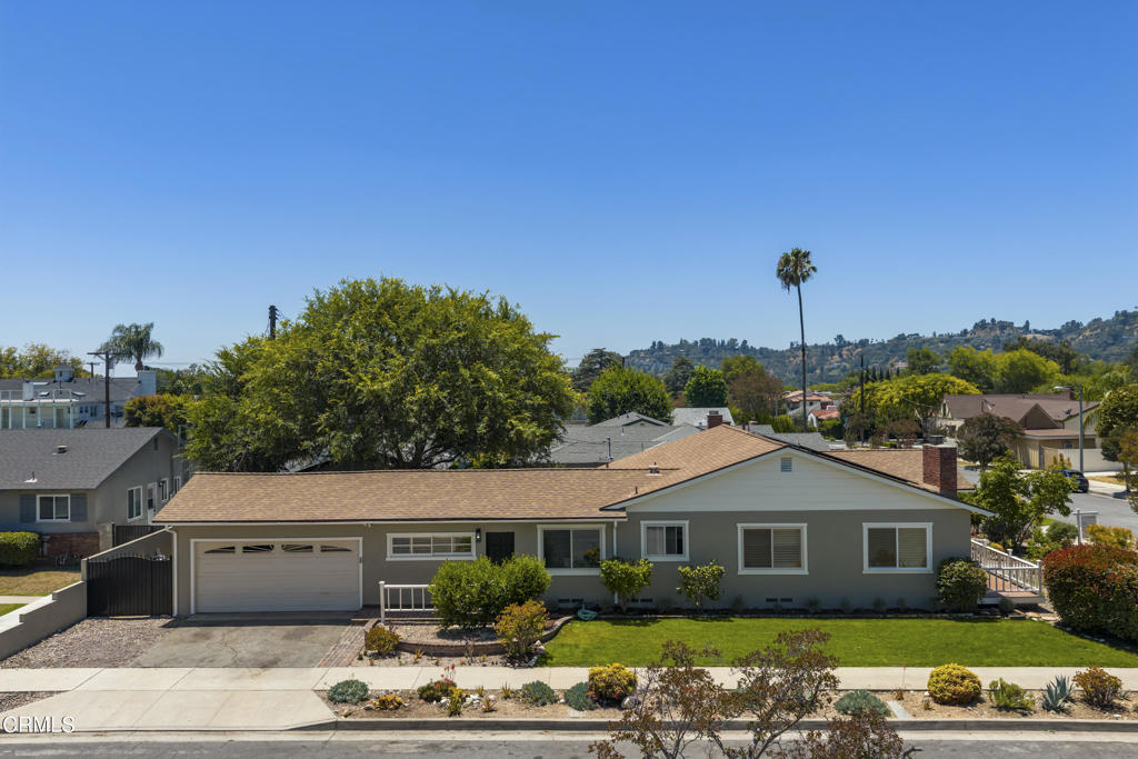 1300 Solita Road Pasadena, CA 91103 - Photo 4 of 58 DJI_20260615122400_0269_D