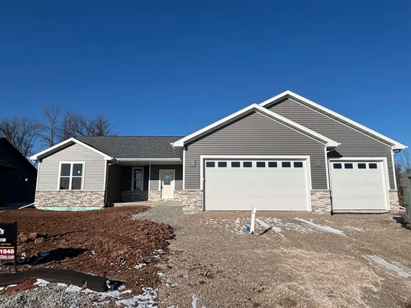 $467,900 | N9257 Breezy Way, Appleton, WI 54915
