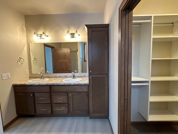 $467,900 | N9257 Breezy Way, Appleton, WI 54915