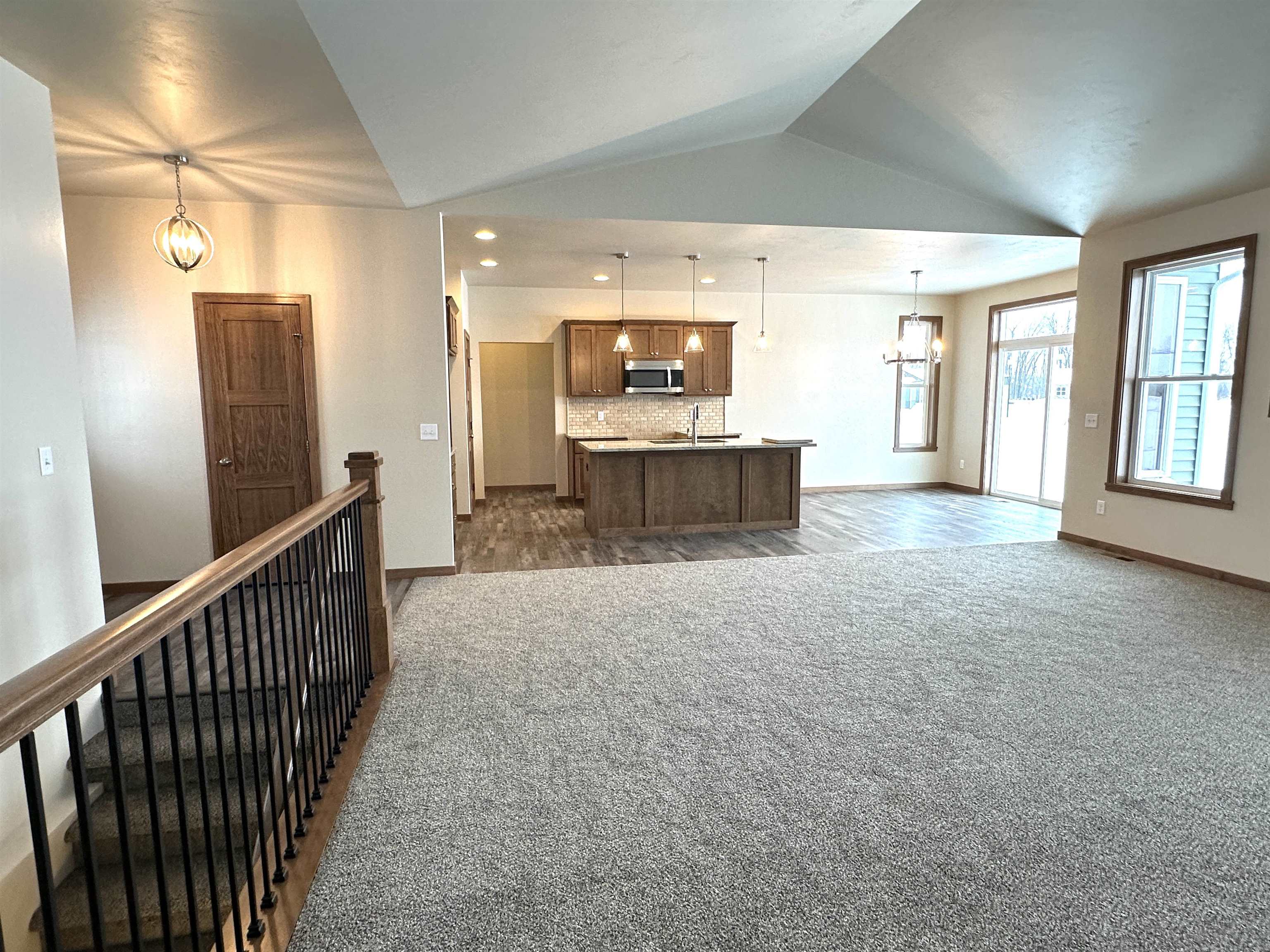 N9257 Breezy Way Appleton, WI 54915 - Photo 6 of 14