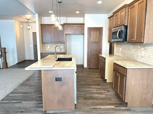 $467,900 | N9257 Breezy Way, Appleton, WI 54915