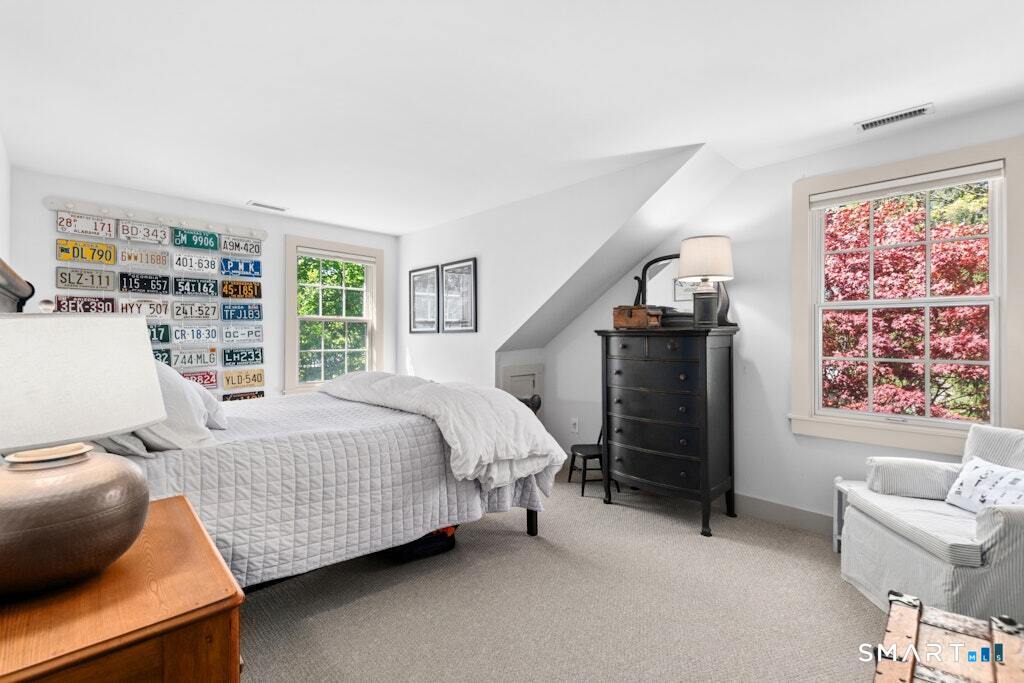 8 Seagate Road Darien, CT 06820 - Photo 23 of 33