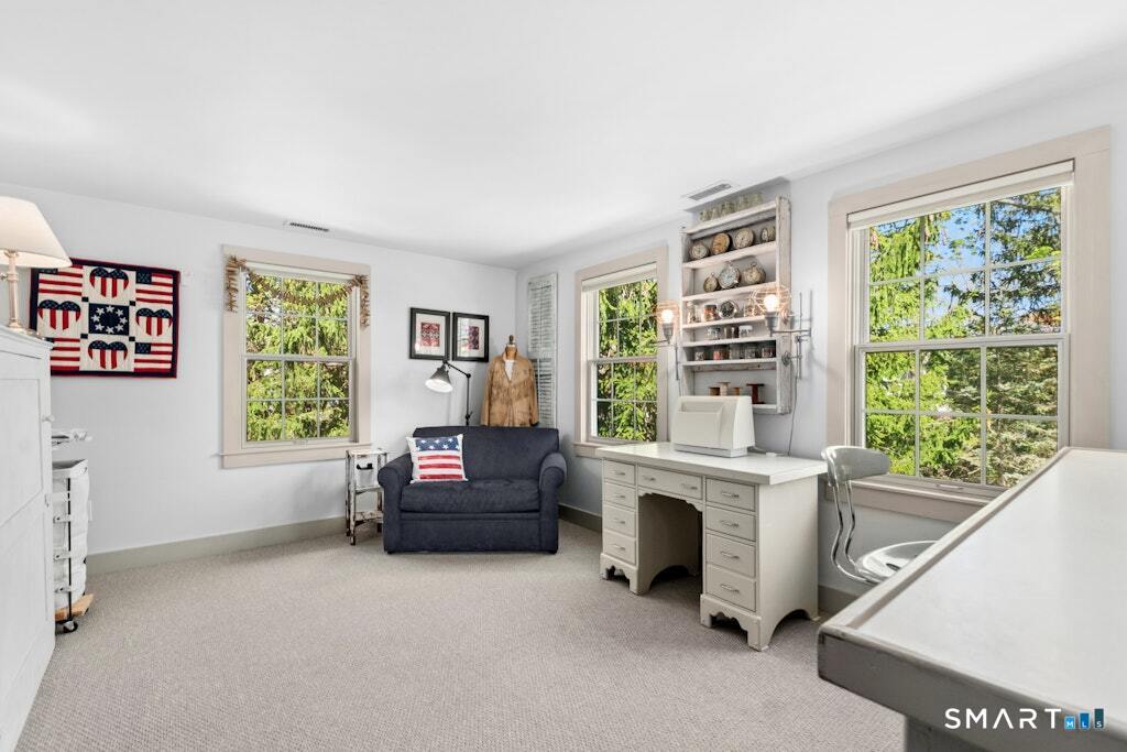 8 Seagate Road Darien, CT 06820 - Photo 25 of 33
