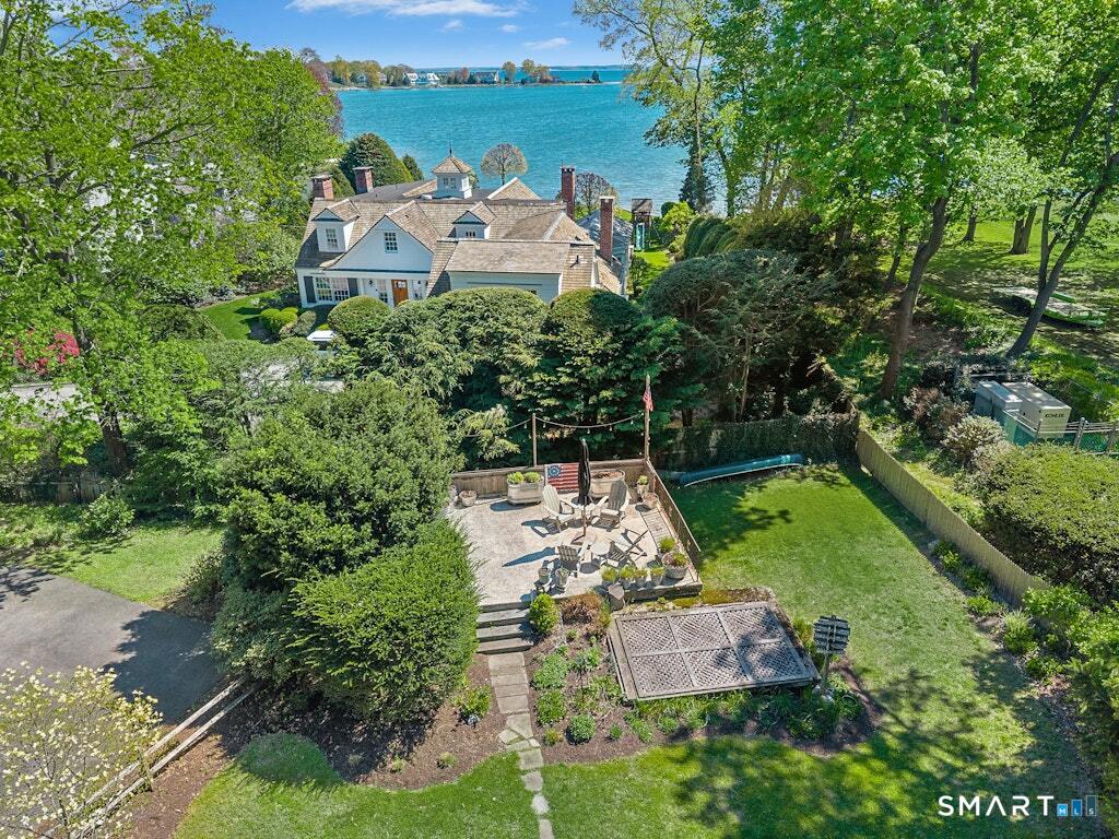 8 Seagate Road Darien, CT 06820 - Photo 27 of 33