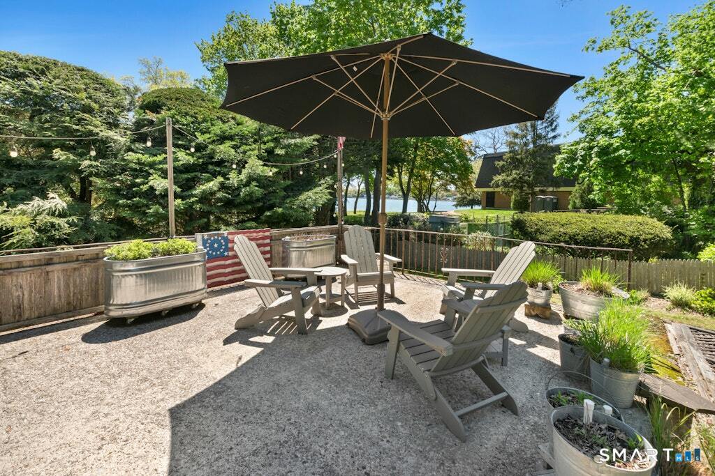 8 Seagate Road Darien, CT 06820 - Photo 30 of 33