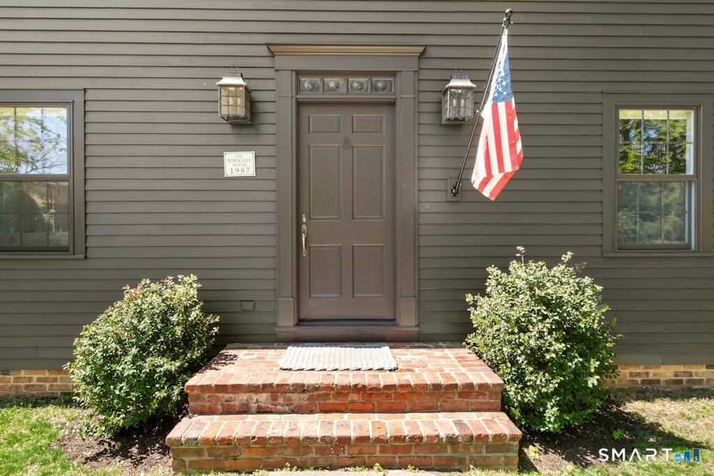 8 Seagate Road Darien, CT 06820 - Photo 4 of 33