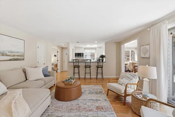 $689,000 | 100 Mid-Iron Way, Unit 7027, Mashpee, MA 02649