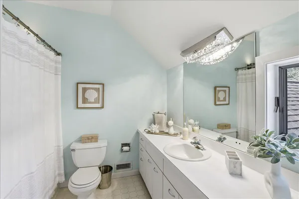 $689,000 | 100 Mid-Iron Way, Unit 7027, Mashpee, MA 02649