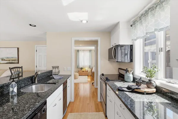 $689,000 | 100 Mid-Iron Way, Unit 7027, Mashpee, MA 02649