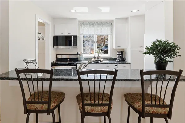 $689,000 | 100 Mid-Iron Way, Unit 7027, Mashpee, MA 02649