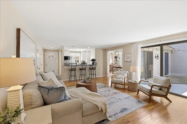 $689,000 | 100 Mid-Iron Way, Unit 7027, Mashpee, MA 02649