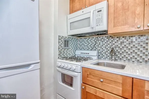 $1,850 | 1011 Arlington Boulevard, Unit 948, Arlington, VA 22209