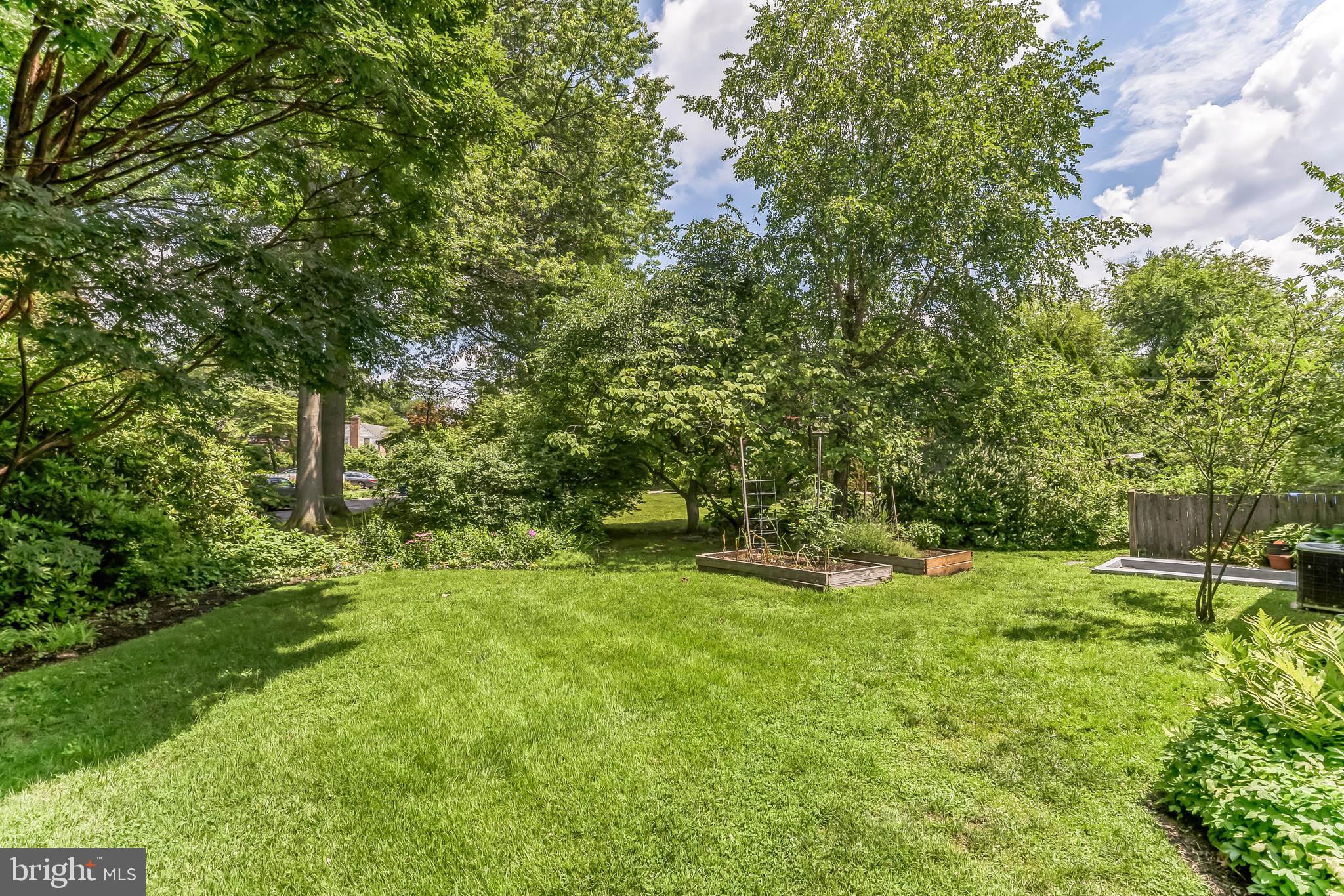 435 Laverock Road Glenside, PA 19038 - Photo 30 of 38 Backyard