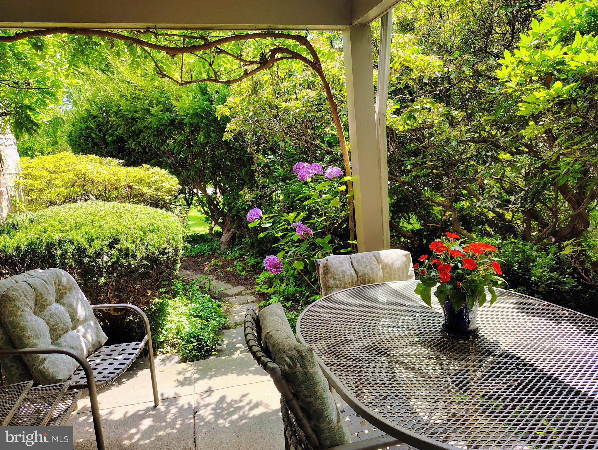 435 Laverock Road Glenside, PA 19038 - Photo 33 of 38 Garden