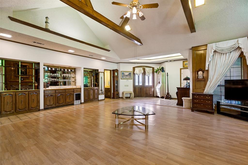 14784 Lochinvar Court Addison, TX 75254 - Photo 5 of 28