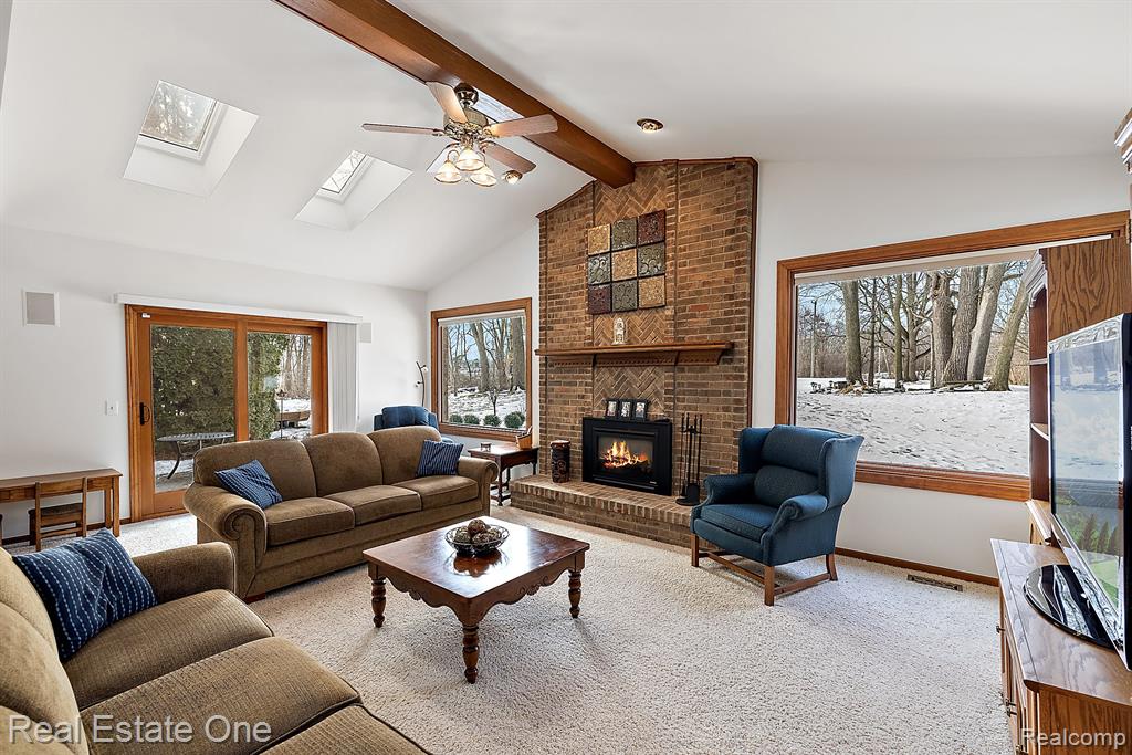 1276 Pembroke Drive Rochester Hills, MI 48307 - Photo 24 of 49