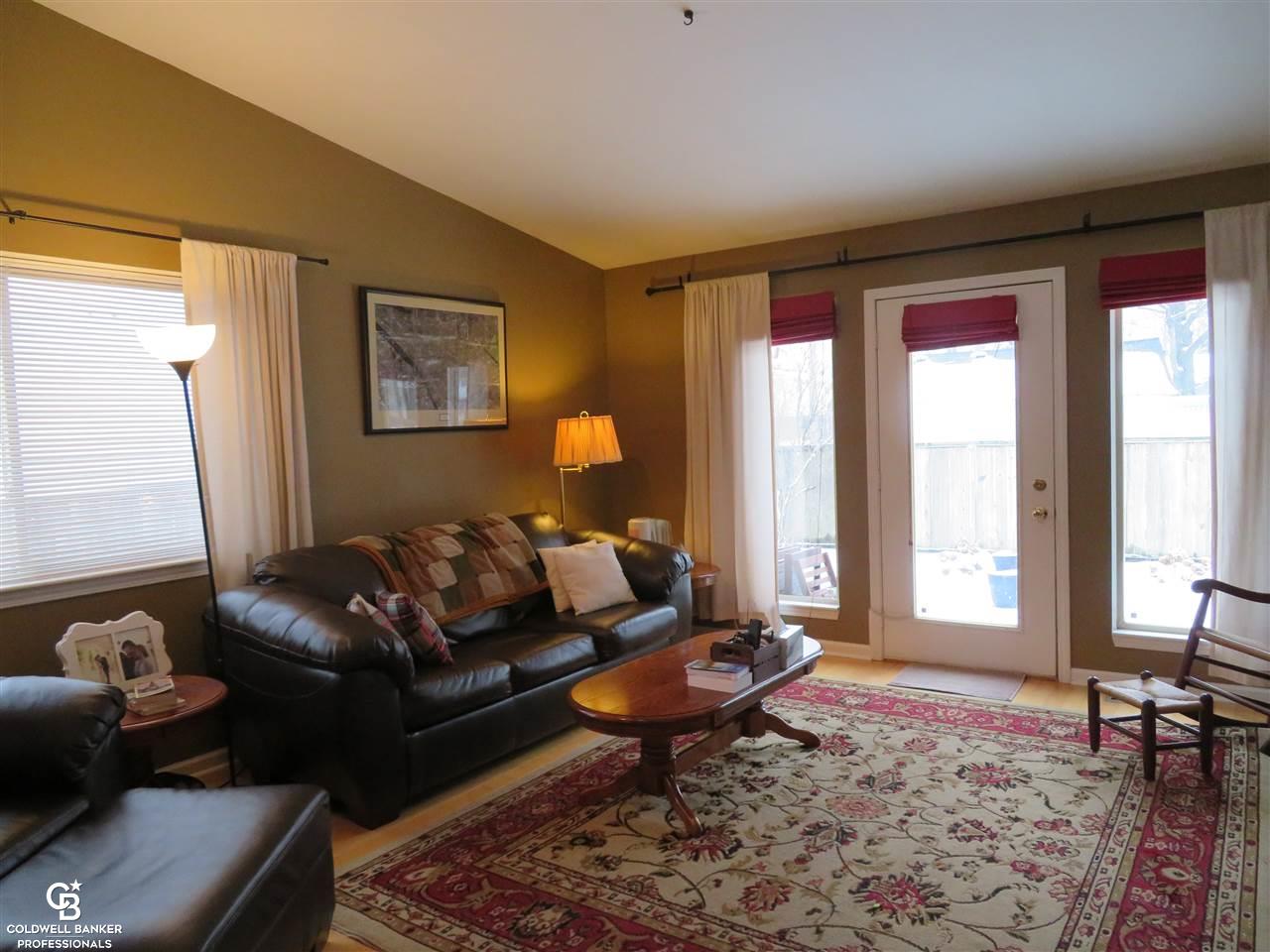 25795 South River Road Harrison Township, MI 48045 - Photo 6 of 15 31311579-5.JPG